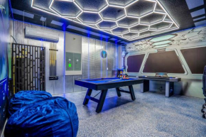 Upstay 20 Guest Capacity Mansion Near Disney